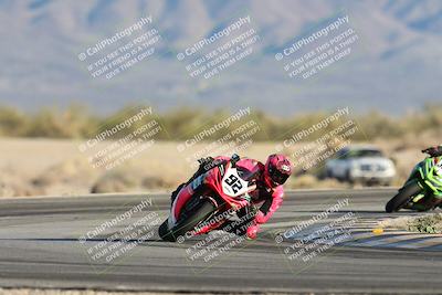 media/Dec-07-2025-CVMA (Sun) [[3e7d2de5dc]]/Race 16-Formula Middleweight/